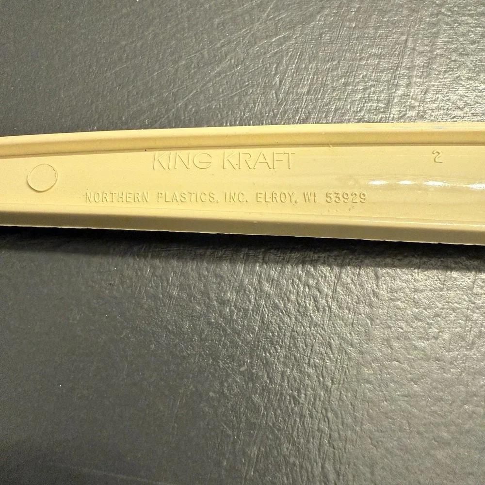 Vintage King Kraft Spoon Plastic ( Tan‎ ) Excellent Condition